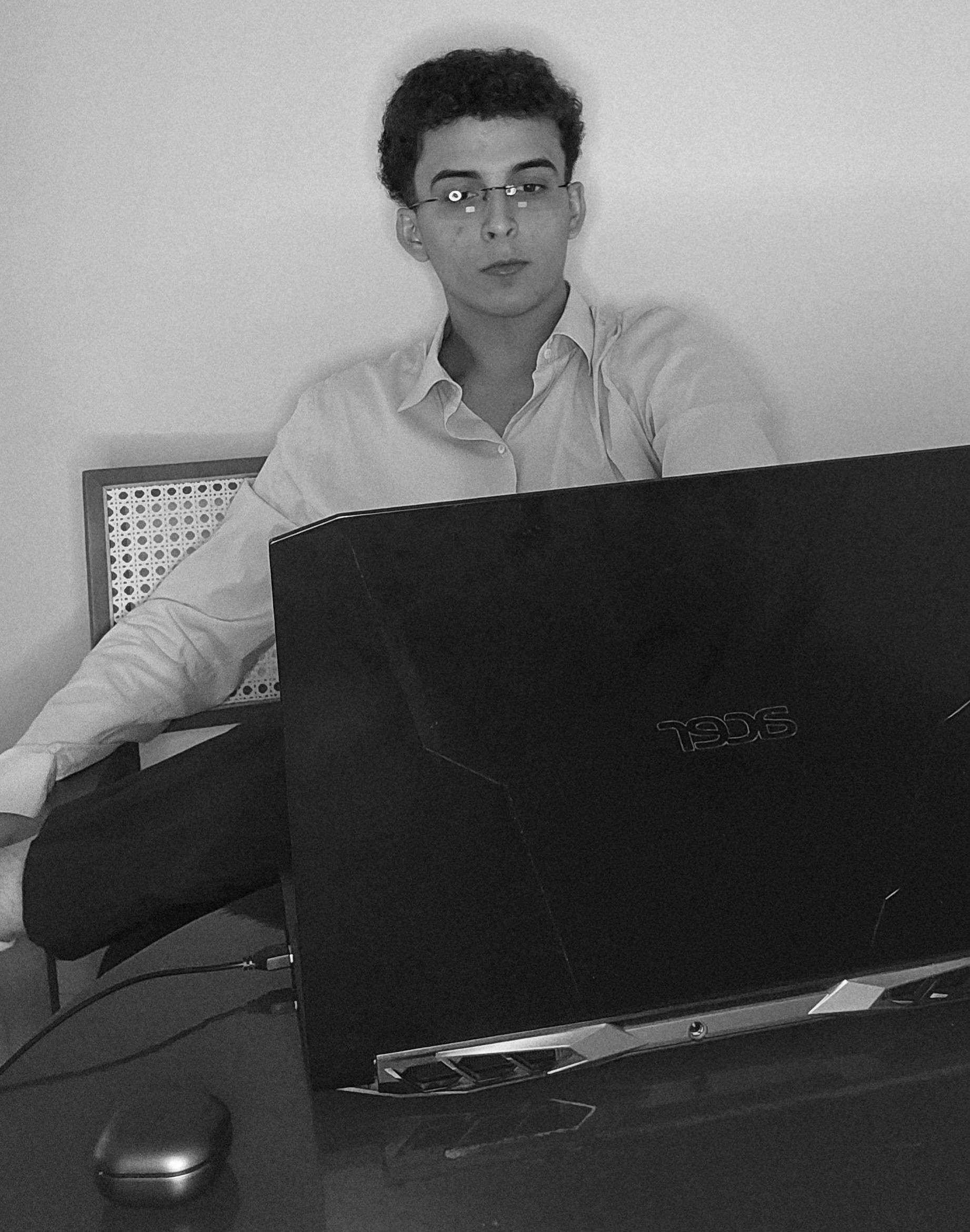 Antonio Nogueira - Especialista em Front-End & Experiência Digital